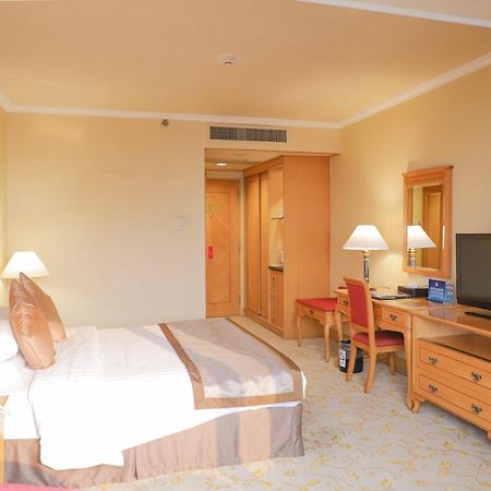 Beijing New Century Hotel Extérieur photo